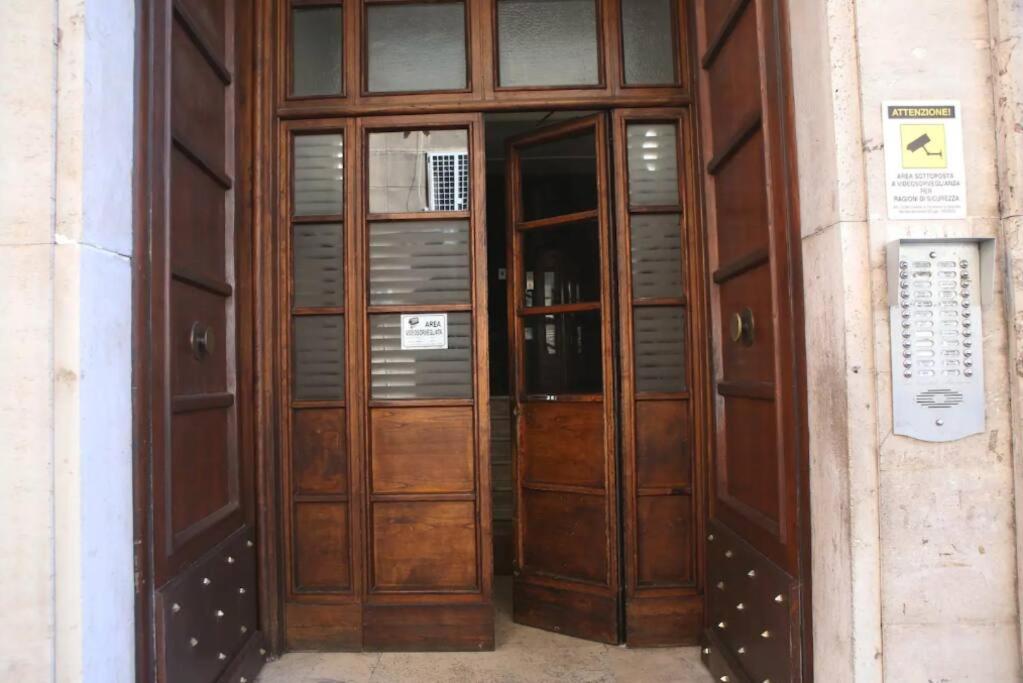 Porta Maggiore Modern Apartment Рим Экстерьер фото
